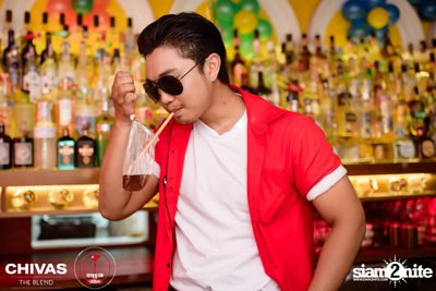 2499 - Revo Gangsters at Revolucion Cocktail — photo 48