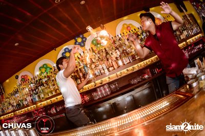 2499 - Revo Gangsters at Revolucion Cocktail — photo 89