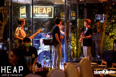 ภาพบรรยากาศงาน 19 Crimes ที่ Heap Viphawadee  — photo 46