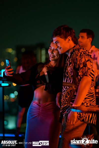 Mad Stash x Octave Songkran Opening Party ที่ Octave Rooftop Bar — photo 11