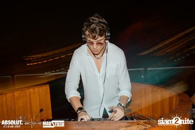 Mad Stash x Octave Songkran Opening Party ที่ Octave Rooftop Bar — photo 18