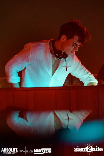 Mad Stash x Octave Songkran Opening Party ที่ Octave Rooftop Bar — photo 32