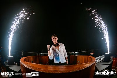 Mad Stash x Octave Songkran Opening Party ที่ Octave Rooftop Bar — photo 54