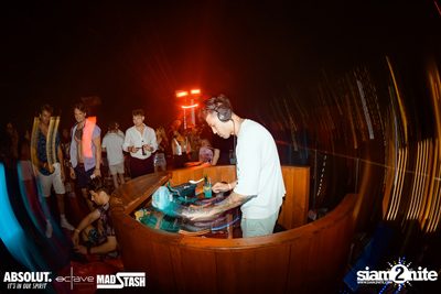 Mad Stash x Octave Songkran Opening Party ที่ Octave Rooftop Bar — photo 84