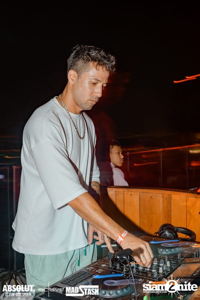 Mad Stash x Octave Songkran Opening Party ที่ Octave Rooftop Bar — photo 90