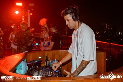Mad Stash x Octave Songkran Opening Party ที่ Octave Rooftop Bar — photo 130