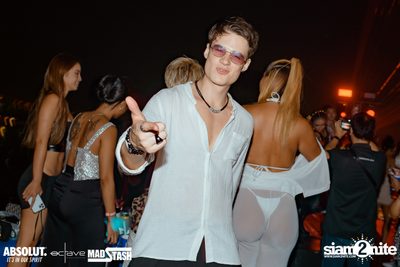Mad Stash x Octave Songkran Opening Party ที่ Octave Rooftop Bar — photo 175