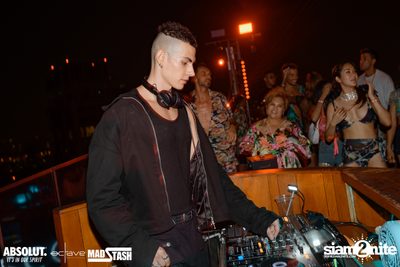 Mad Stash x Octave Songkran Opening Party ที่ Octave Rooftop Bar — photo 196