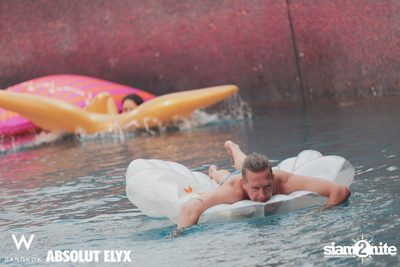 Songkran Splash Away at W Bangkok — photo 18