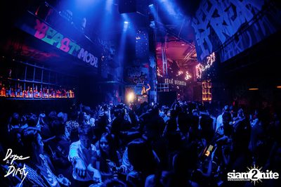 JAM feat. GENA DESOUZA / BOY LOMOSONIC / CHAMOOK SUCHANAN at Dope & Dirty — photo 61