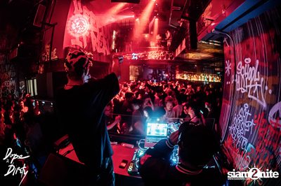 JAM feat. GENA DESOUZA / BOY LOMOSONIC / CHAMOOK SUCHANAN at Dope & Dirty — photo 111
