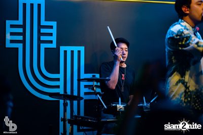 Zeal Concert at Throwback — photo 64