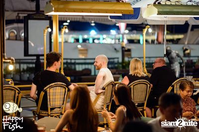 คอนเสิร์ต JEEP ft. First, KIN และ KIDDO ที่ Happy Fish Asiatique — photo 5