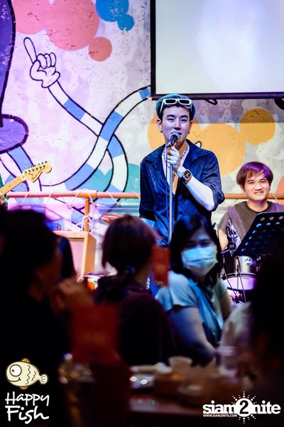 คอนเสิร์ต JEEP ft. First, KIN และ KIDDO ที่ Happy Fish Asiatique — photo 9