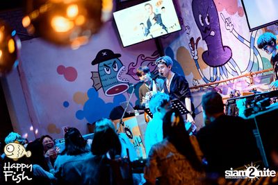 คอนเสิร์ต JEEP ft. First, KIN และ KIDDO ที่ Happy Fish Asiatique — photo 12
