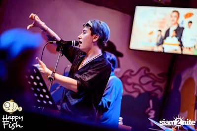 คอนเสิร์ต JEEP ft. First, KIN และ KIDDO ที่ Happy Fish Asiatique — photo 21