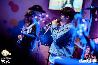 คอนเสิร์ต JEEP ft. First, KIN และ KIDDO ที่ Happy Fish Asiatique — photo 44