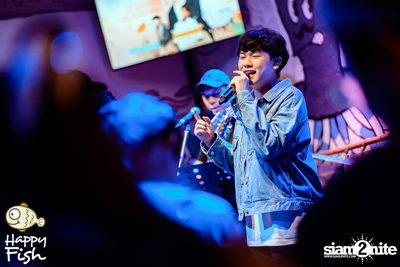 คอนเสิร์ต JEEP ft. First, KIN และ KIDDO ที่ Happy Fish Asiatique — photo 46
