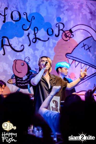คอนเสิร์ต JEEP ft. First, KIN และ KIDDO ที่ Happy Fish Asiatique — photo 56
