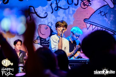 คอนเสิร์ต JEEP ft. First, KIN และ KIDDO ที่ Happy Fish Asiatique — photo 80