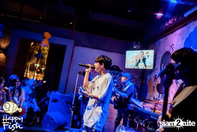 คอนเสิร์ต JEEP ft. First, KIN และ KIDDO ที่ Happy Fish Asiatique — photo 84