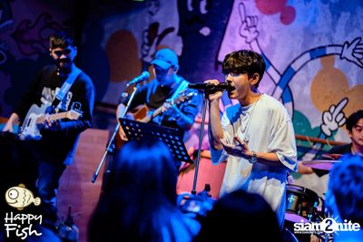 คอนเสิร์ต JEEP ft. First, KIN และ KIDDO ที่ Happy Fish Asiatique — photo 86