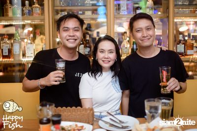 คอนเสิร์ต JEEP ft. First, KIN และ KIDDO ที่ Happy Fish Asiatique — photo 91