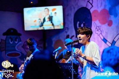 คอนเสิร์ต JEEP ft. First, KIN และ KIDDO ที่ Happy Fish Asiatique — photo 93