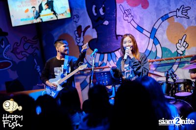 คอนเสิร์ต JEEP ft. First, KIN และ KIDDO ที่ Happy Fish Asiatique — photo 101