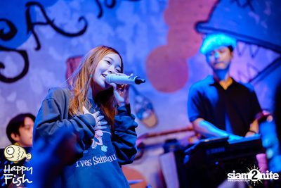 คอนเสิร์ต JEEP ft. First, KIN และ KIDDO ที่ Happy Fish Asiatique — photo 107
