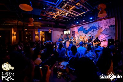คอนเสิร์ต JEEP ft. First, KIN และ KIDDO ที่ Happy Fish Asiatique — photo 113