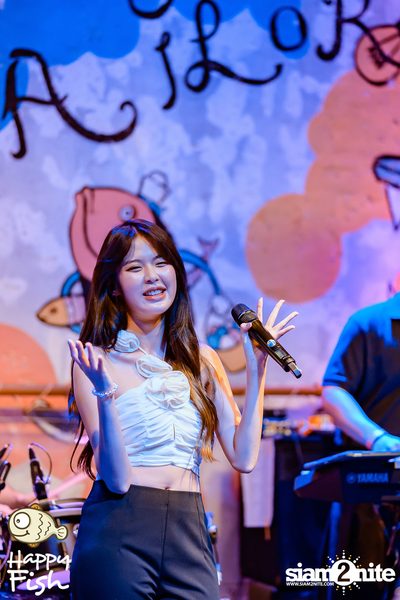 คอนเสิร์ต JEEP ft. First, KIN และ KIDDO ที่ Happy Fish Asiatique — photo 171