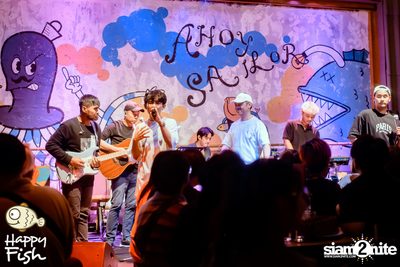 คอนเสิร์ต JEEP ft. First, KIN และ KIDDO ที่ Happy Fish Asiatique — photo 183