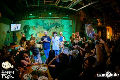 คอนเสิร์ต JEEP ft. First, KIN และ KIDDO ที่ Happy Fish Asiatique — photo 204