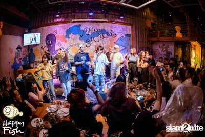 คอนเสิร์ต JEEP ft. First, KIN และ KIDDO ที่ Happy Fish Asiatique — photo 206