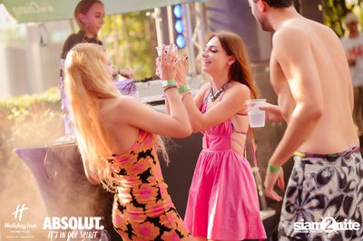 Answer Techno Pool Party at Holiday Inn Sukhumvit  — photo 37
