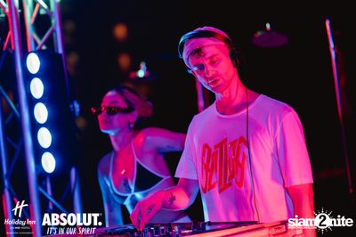 Answer Techno Pool Party at Holiday Inn Sukhumvit  — photo 201