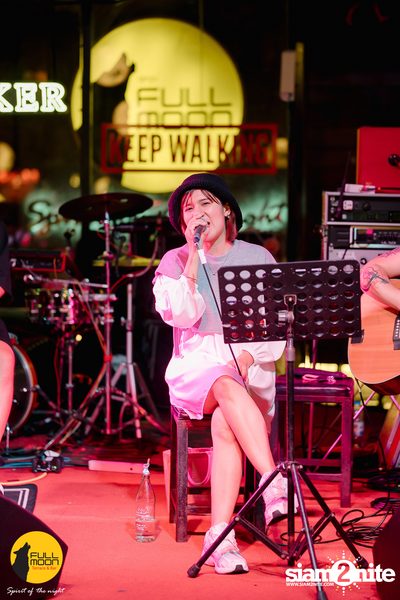 Ink Waruntorn at Fullmoon Terrace & Bar — photo 18