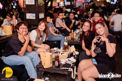 Ink Waruntorn at Fullmoon Terrace & Bar — photo 30