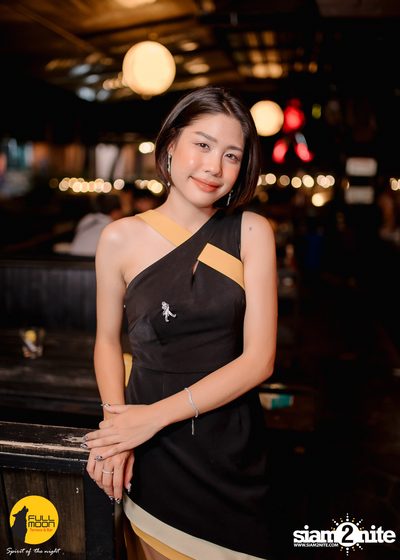 Ink Waruntorn at Fullmoon Terrace & Bar — photo 49