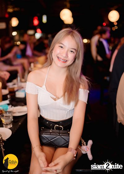 Ink Waruntorn at Fullmoon Terrace & Bar — photo 50