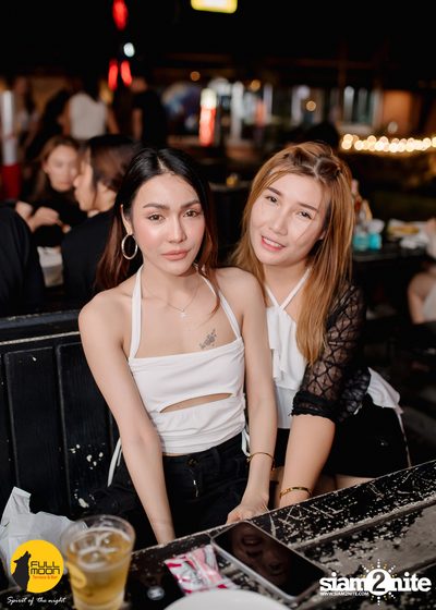 Ink Waruntorn at Fullmoon Terrace & Bar — photo 58