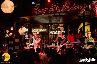 Ink Waruntorn at Fullmoon Terrace & Bar — photo 72