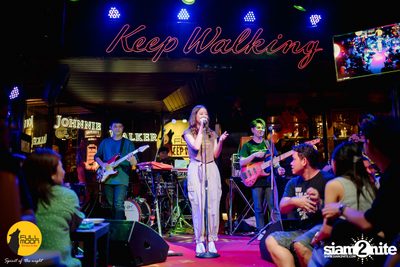 Ink Waruntorn at Fullmoon Terrace & Bar — photo 80