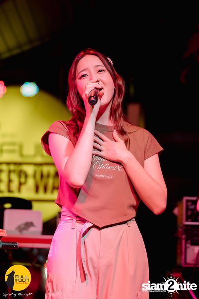 Ink Waruntorn at Fullmoon Terrace & Bar — photo 88