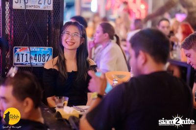 Ink Waruntorn at Fullmoon Terrace & Bar — photo 100
