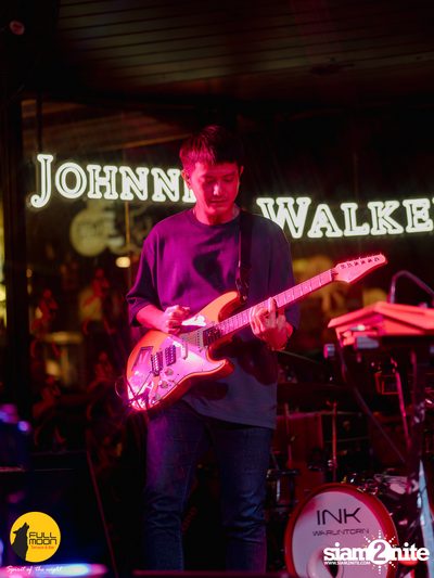 Ink Waruntorn at Fullmoon Terrace & Bar — photo 105