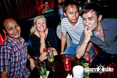 SUK 11 CLUB CRAWL — photo 17