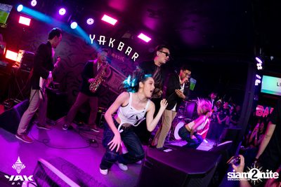 Burin Concert at Yak Bar — photo 157
