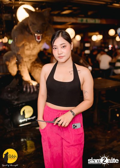 ภาพบรรยากาศคอนเสิร์ต Klear ที่ร้าน Fullmoon Terrace & Bar — photo 9